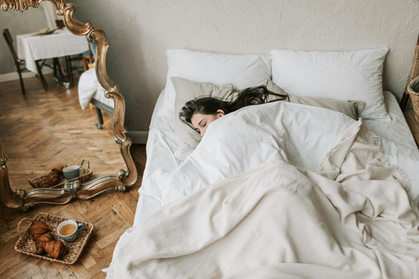 Wind-Down-with- Weighted- Blankets-The-Secret -to-Better-Sleep