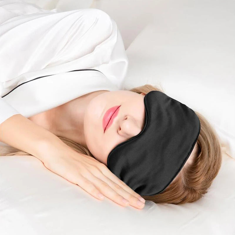 Soft Silk Sleep Eye Mask – Lightweight Shading Eye Patch for Travel and Relaxation