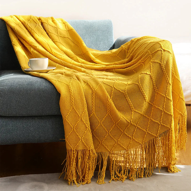 Khaki Chunky Knitted Blanket with Tassels – Luxury Farmhouse Throw for Bed, Sofa, or Travel