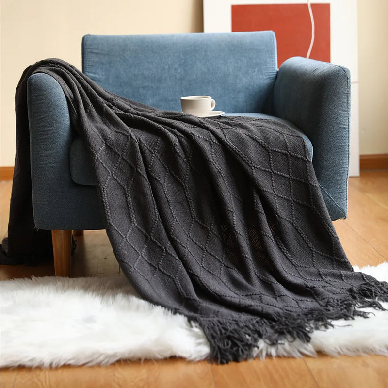 Khaki Chunky Knitted Blanket with Tassels – Luxury Farmhouse Throw for Bed, Sofa, or Travel