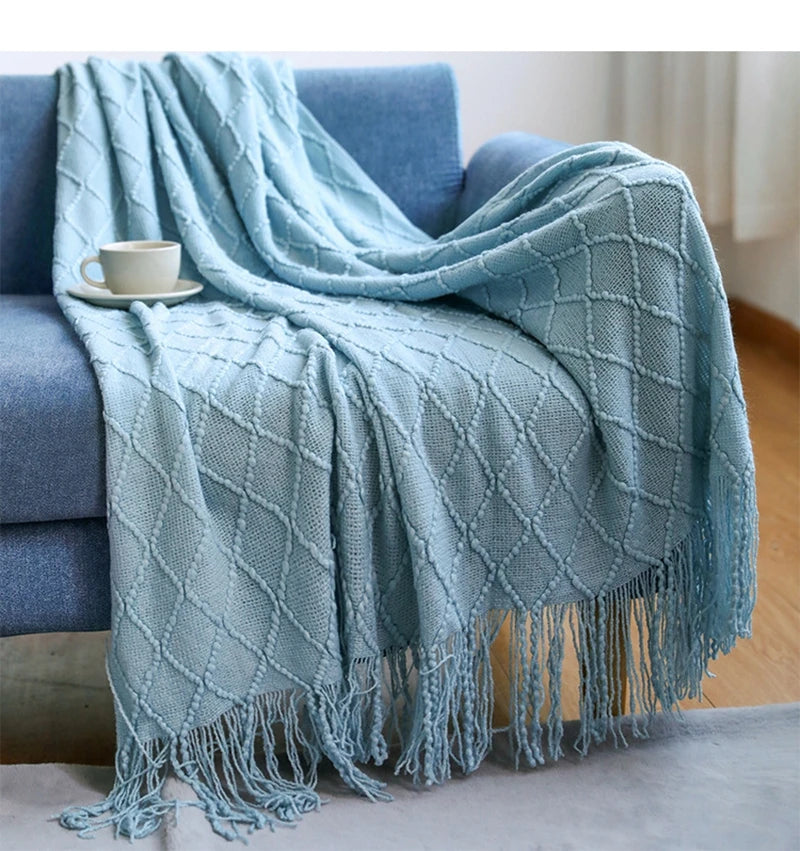 Khaki Chunky Knitted Blanket with Tassels – Luxury Farmhouse Throw for Bed, Sofa, or Travel