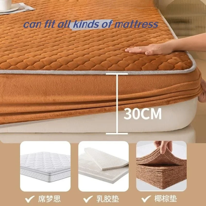 Super Thick Fleece Mattress Cover | Warm Quilted All-Inclusive Fitted Bed Sheet for Winter