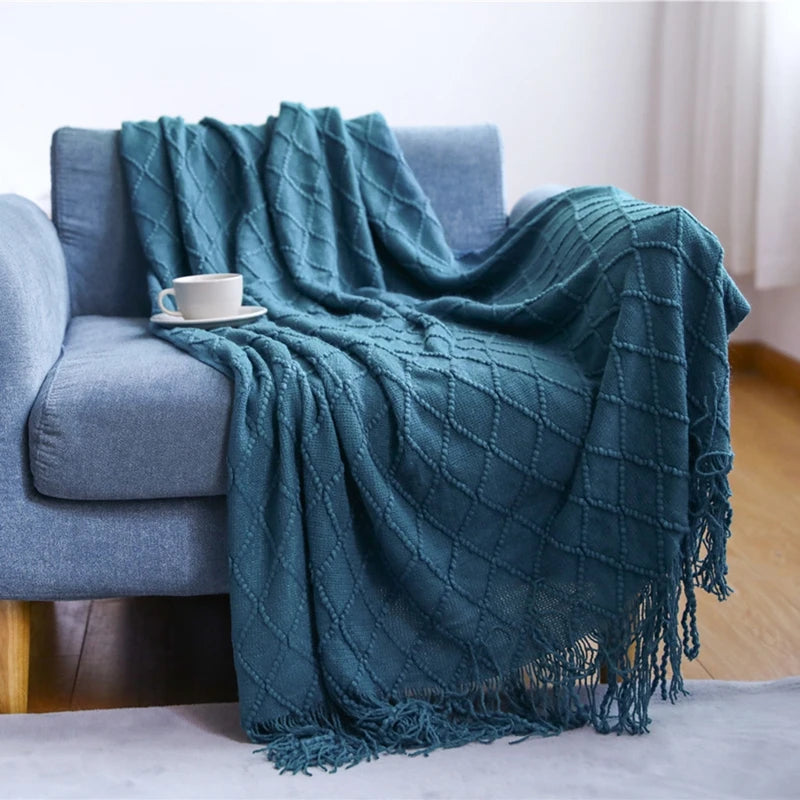 Khaki Chunky Knitted Blanket with Tassels – Luxury Farmhouse Throw for Bed, Sofa, or Travel