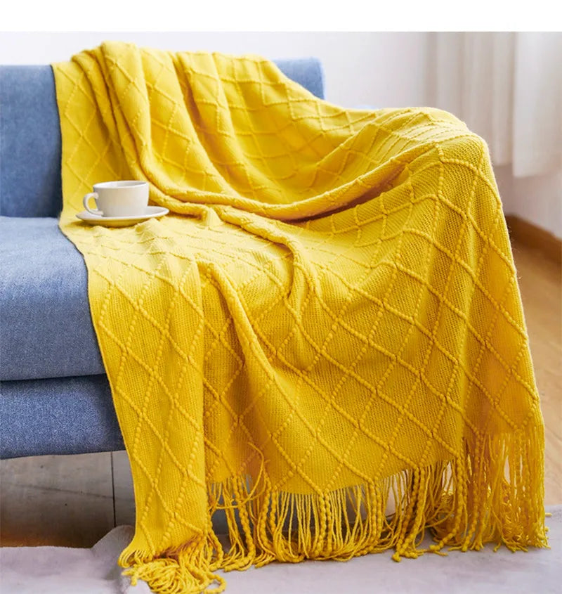 Khaki Chunky Knitted Blanket with Tassels – Luxury Farmhouse Throw for Bed, Sofa, or Travel