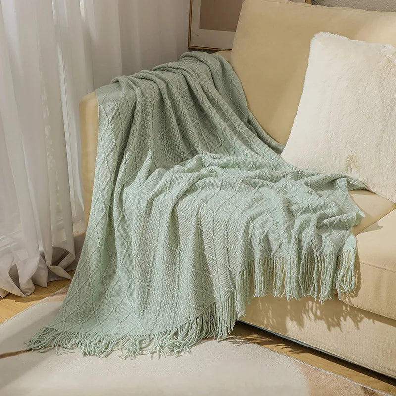 Khaki Chunky Knitted Blanket with Tassels – Luxury Farmhouse Throw for Bed, Sofa, or Travel