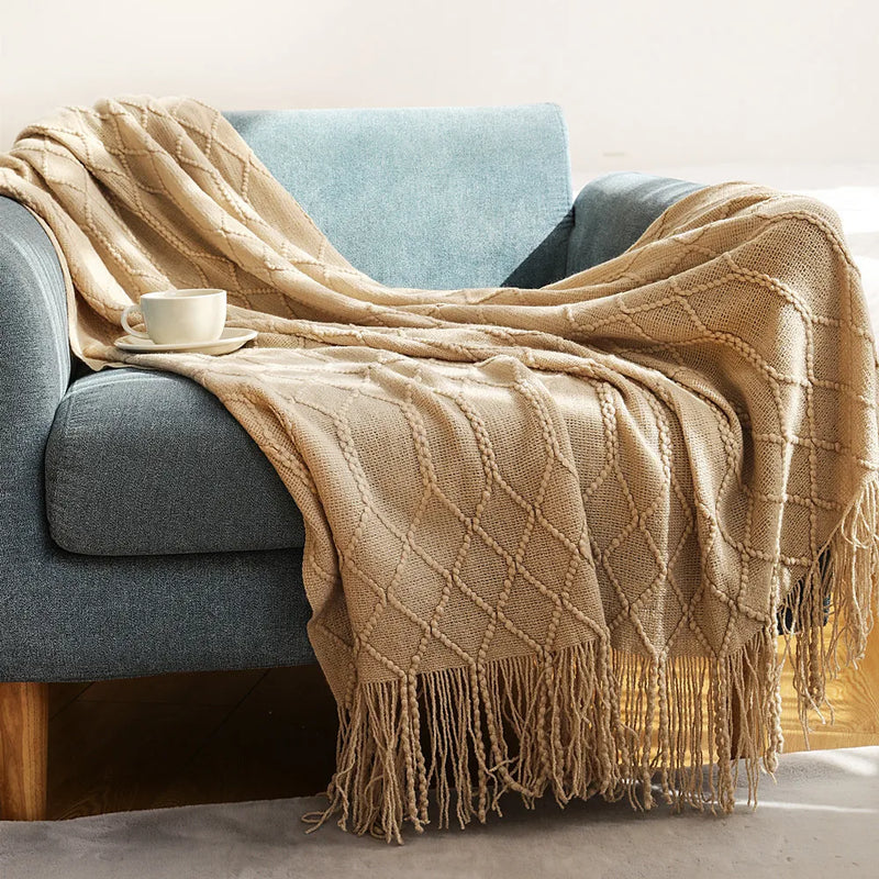 Khaki Chunky Knitted Blanket with Tassels – Luxury Farmhouse Throw for Bed, Sofa, or Travel